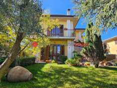Foto Villa a schiera in vendita a Nicolosi