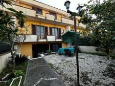 Foto Villa a schiera in vendita a Nocera Inferiore - 7 locali 250mq