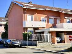 Foto Villa a schiera in vendita a Novara