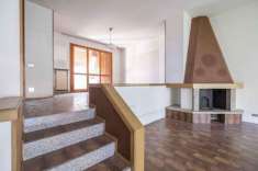 Foto Villa a schiera in vendita a Novara
