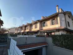 Foto Villa a schiera in vendita a Novate Milanese