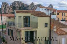 Foto Villa a schiera in vendita a Olbia