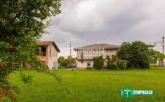 Foto Villa a schiera in vendita a Oleggio