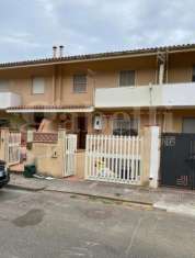 Foto Villa a schiera in vendita a Oristano