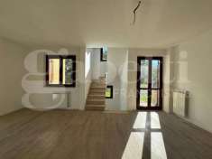 Foto Villa a schiera in vendita a Orte