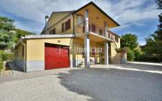 Foto Villa a schiera in vendita a Osimo