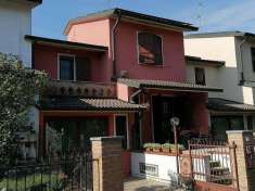 Foto Villa a schiera in vendita a Palazzo Pignano