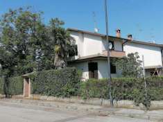 Foto Villa a schiera in vendita a Pandino - 4 locali 260mq
