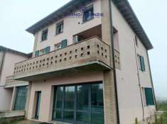 Foto Villa a schiera in vendita a Parma