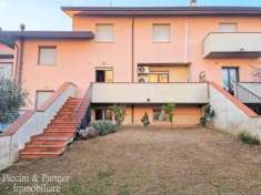 Foto Villa a schiera in vendita a Passignano Sul Trasimeno - 8 locali 190mq