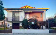 Foto Villa a schiera in vendita a Paullo