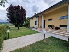 Foto Villa a schiera in vendita a Perugia - 12 locali 260mq