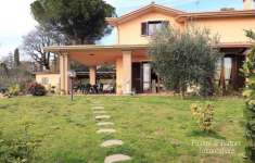 Foto Villa a schiera in vendita a Perugia
