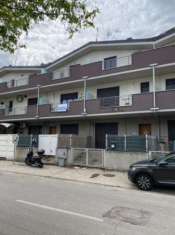 Foto Villa a schiera in vendita a Pescara