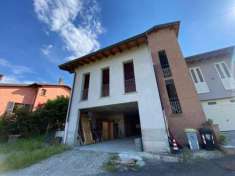 Foto Villa a schiera in vendita a Pianello Val Tidone - 6 locali 200mq