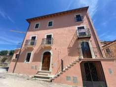Foto Villa a schiera in vendita a Poggio Picenze - 5 locali 100mq