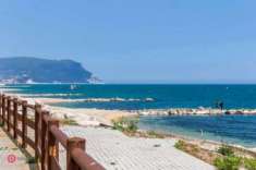 Foto Villa a schiera in vendita a Porto Recanati