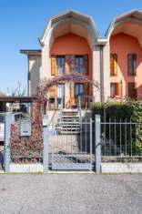 Foto Villa a schiera in vendita a Poviglio