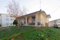 Foto Villa a schiera in vendita a Pozzoleone