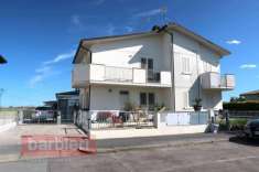 Foto Villa a schiera in vendita a Ravenna