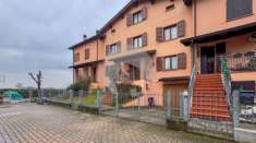 Foto Villa a schiera in vendita a Reggio Emilia - 8 locali 210mq