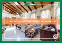 Foto Villa a schiera in vendita a Reggio Emilia