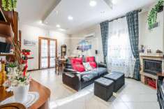 Foto Villa a schiera in vendita a Reggio Emilia