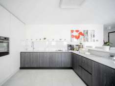 Foto Villa a schiera in vendita a Reggio Emilia