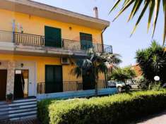 Foto Villa a schiera in vendita a Riposto