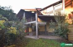 Foto Villa a schiera in vendita a Rocca Canavese