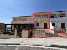 Foto Villa a schiera in vendita a Rocca Imperiale