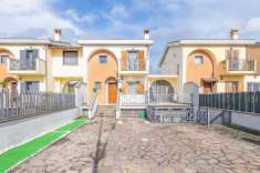 Foto Villa a schiera in vendita a Roma