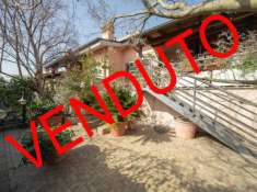Foto Villa a schiera in vendita a Roma