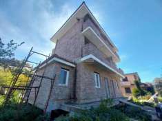 Foto Villa a schiera in vendita a Roma