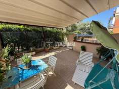Foto Villa a schiera in vendita a Roma