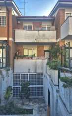 Foto Villa a schiera in vendita a Roma