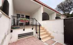 Foto Villa a schiera in vendita a Roma