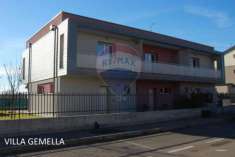 Foto Villa a schiera in vendita a San Martino Buon Albergo - 4 locali 230mq