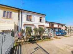 Foto Villa a schiera in vendita a San Pietro Di Morubio - 8 locali 140mq