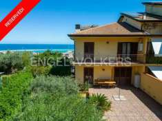 Foto Villa a schiera in vendita a Sant'Agata Di Militello
