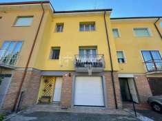 Foto Villa a schiera in vendita a Scandiano