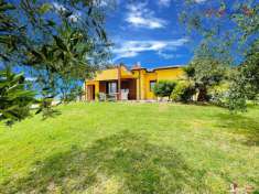 Foto Villa a schiera in vendita a Senigallia