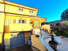Foto Villa a schiera in vendita a Sessa Aurunca