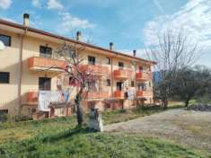 Foto Villa a schiera in vendita a Sesto Campano - 3 locali 155mq