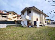 Foto Villa a schiera in vendita a Seveso