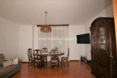 Foto Villa a schiera in vendita a Sinalunga - 9 locali 420mq