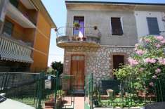 Foto Villa a schiera in vendita a Sinalunga