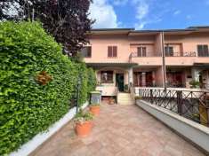 Foto Villa a schiera in vendita a Spoleto