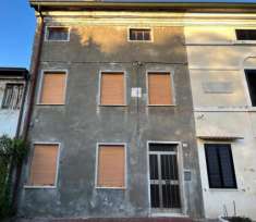 Foto Villa a schiera in vendita a Terrazzo - 6 locali 140mq