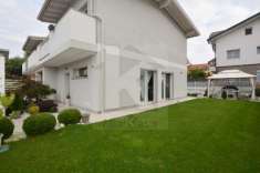 Foto Villa a schiera in vendita a Uboldo